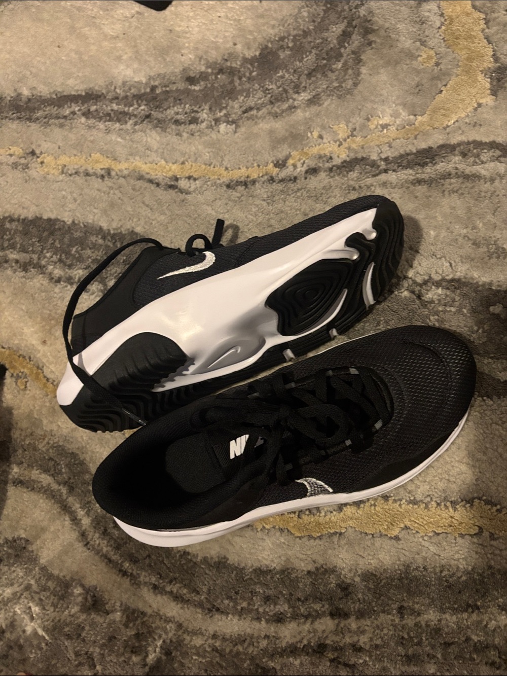 Nike Black and White Running Sneakers with Swoosh